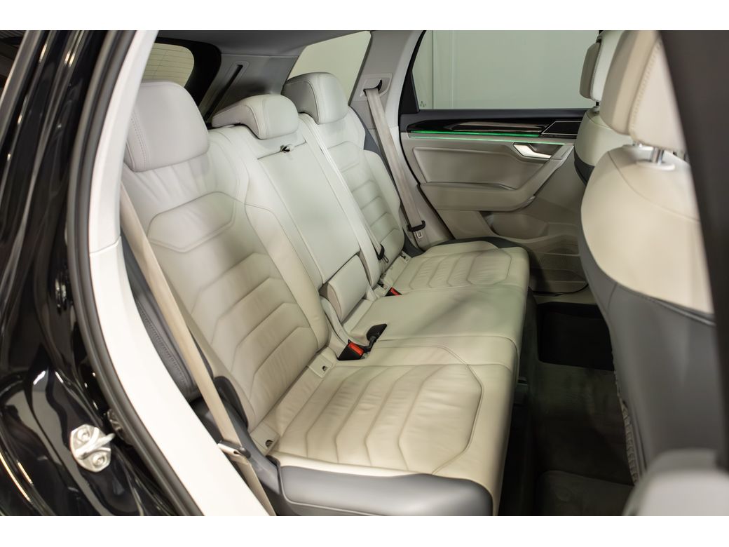 2020 Volkswagen Touareg