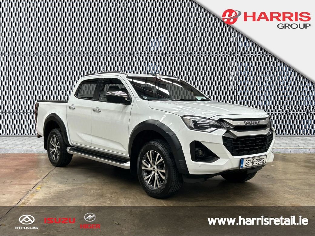 2026 White Isuzu D-MAX