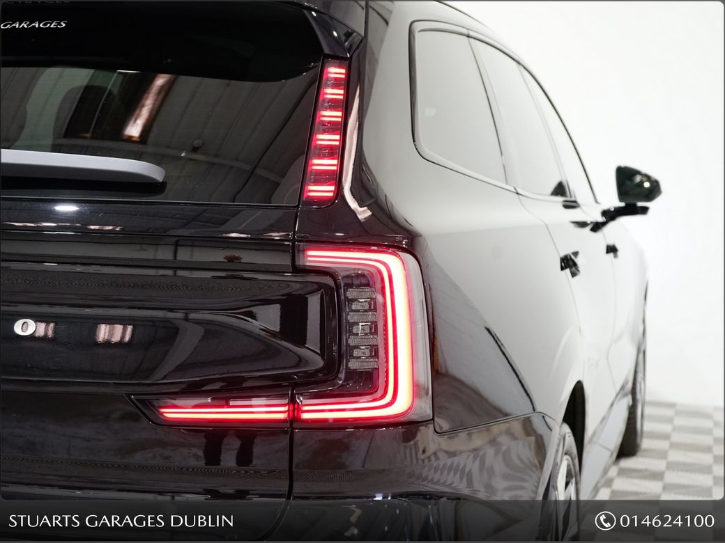 2026 Volvo EX90