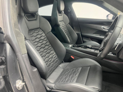 2022 Audi e-tron GT