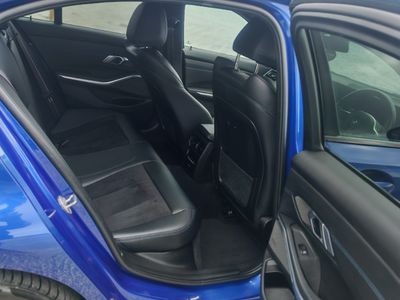 2023 BMW 330