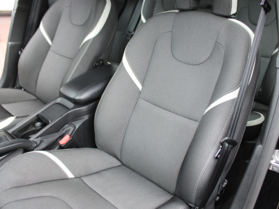 2019 Volvo V40
