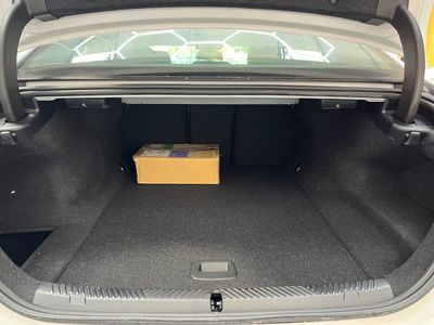 2024 BMW i5