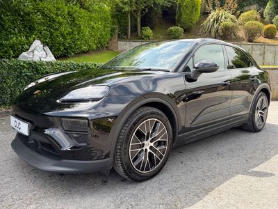 2025 Porsche Macan