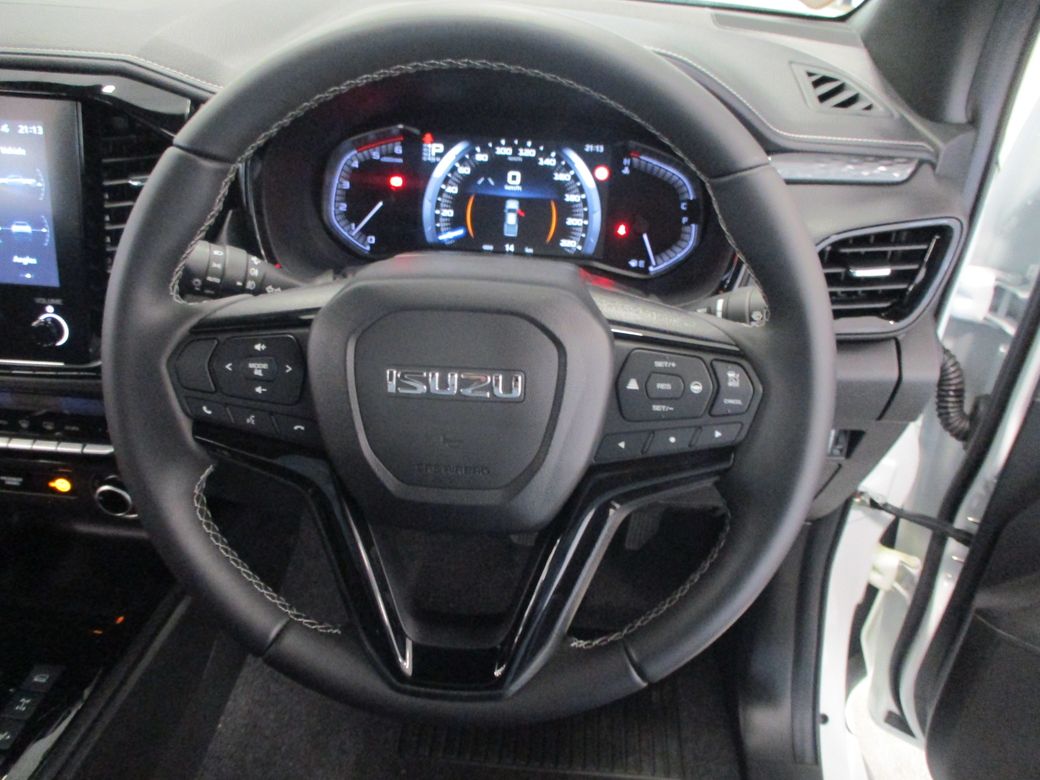 2025 Isuzu D-MAX