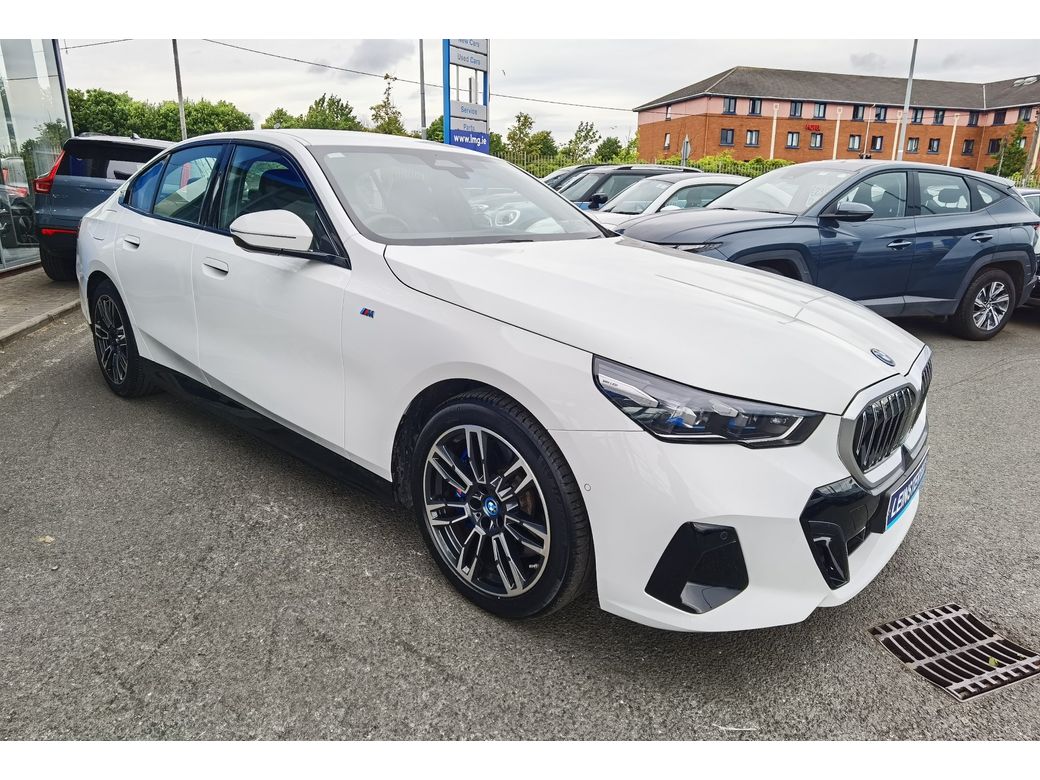 2024 BMW i5