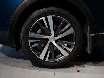2023 Peugeot 5008