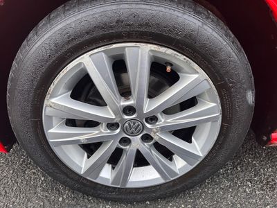 2017 Volkswagen Polo