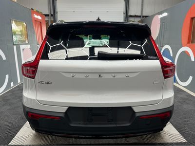 2022 Volvo XC40