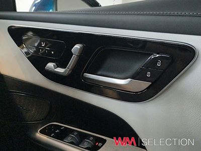 2025 Mercedes-Benz 300