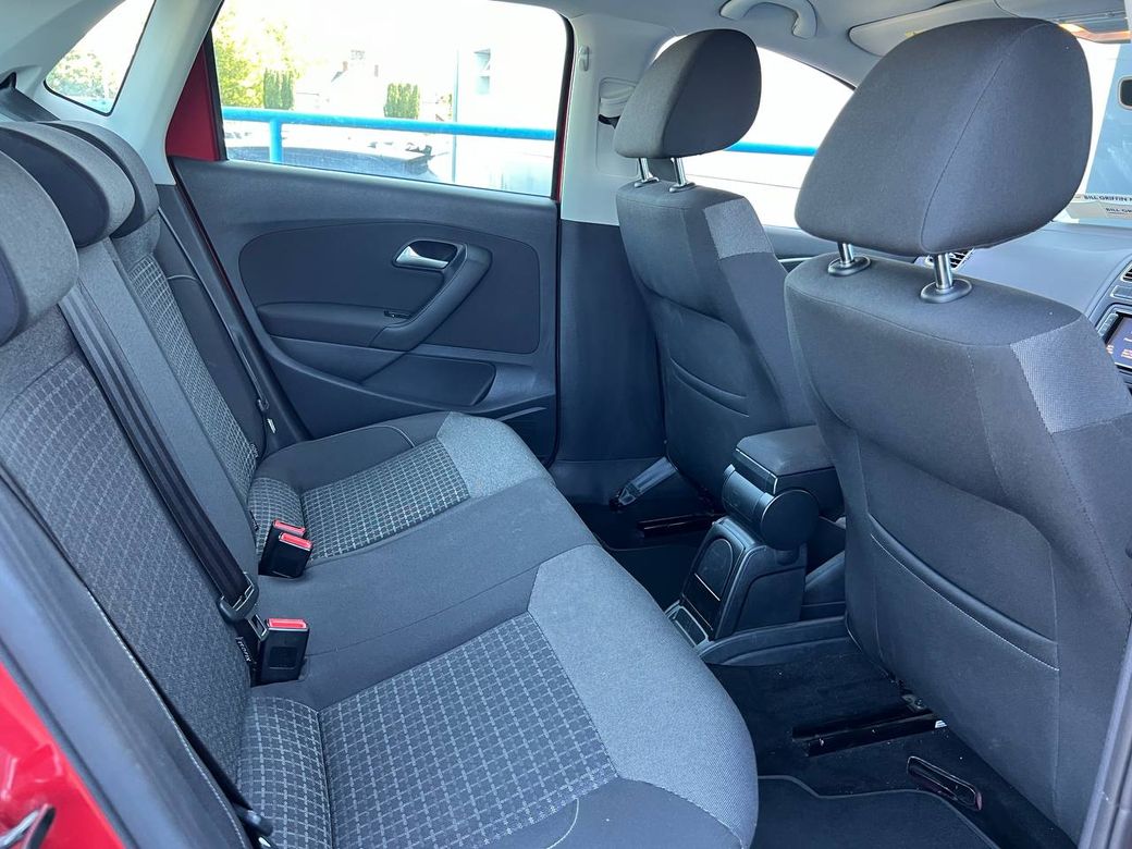 2016 Volkswagen Polo