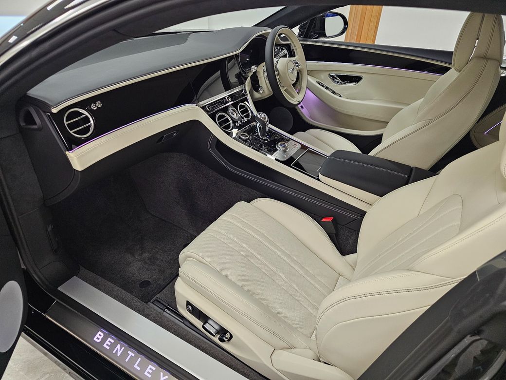 2025 Bentley Continental