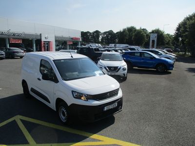 2022 Peugeot Partner