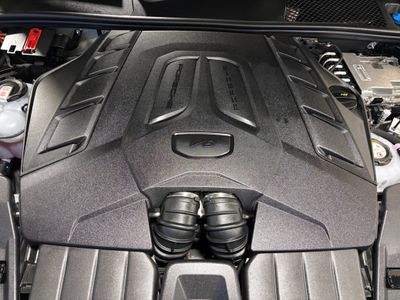 2024 Porsche Cayenne