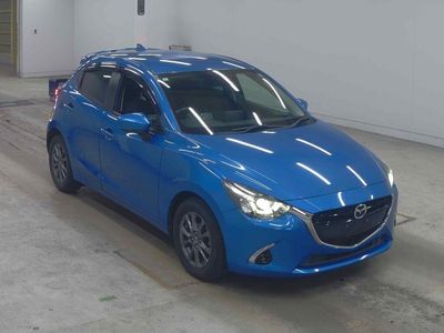 2017 Mazda Demio