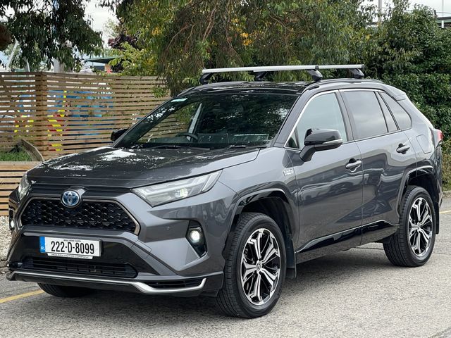 vehicle for sale from Holden Motor Company