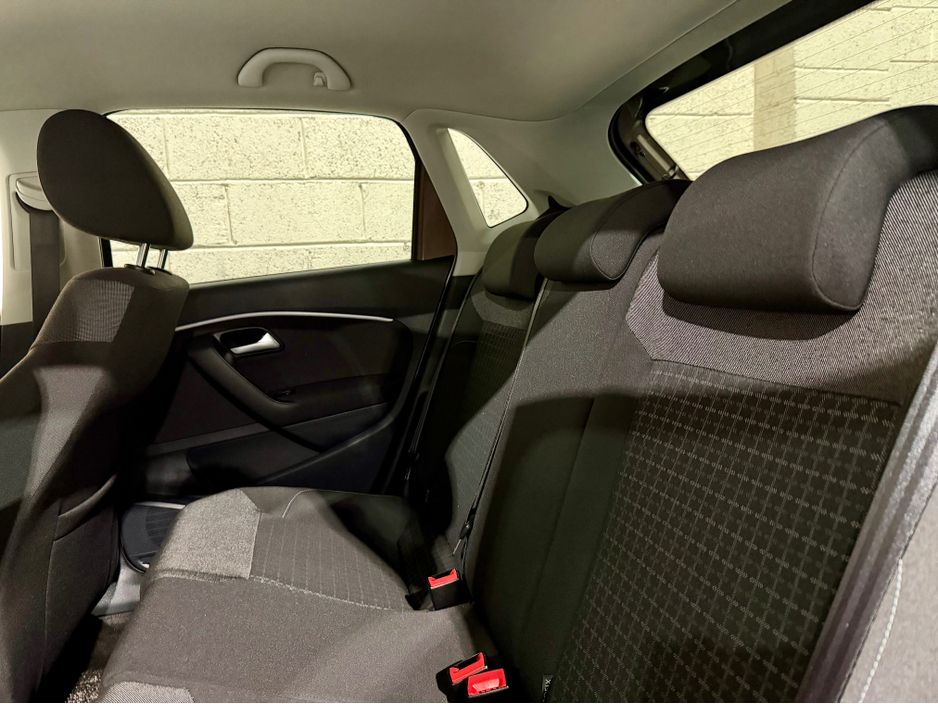 2014 Volkswagen Polo