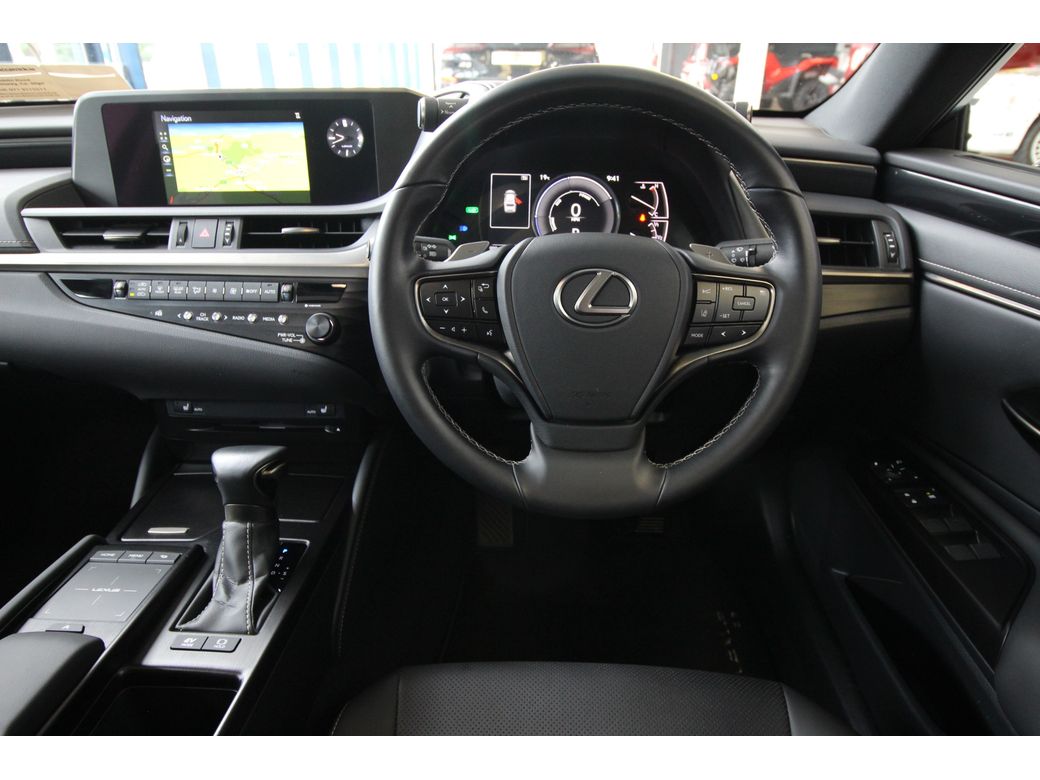 2020 Lexus ES 300h