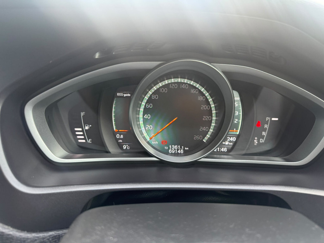 2019 Volvo V40