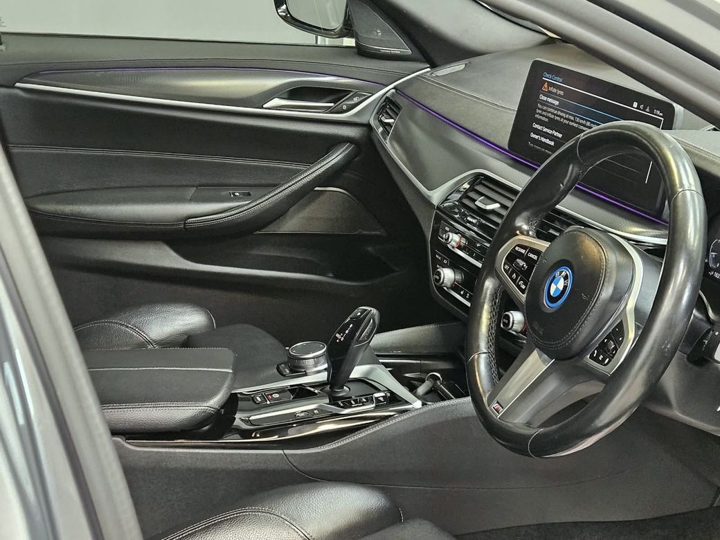 2022 BMW 5 Series