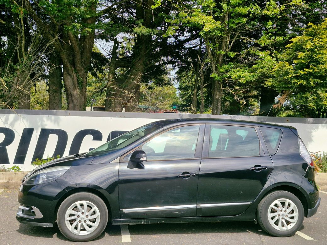 2016 Renault Scenic