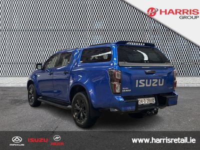 2024 Blue Isuzu D-MAX