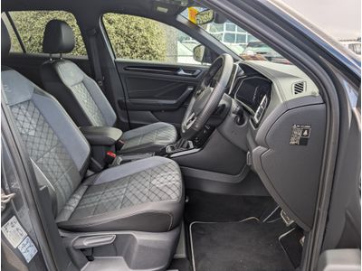 2023 Volkswagen T-Roc