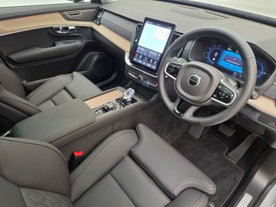 2025 Volvo XC90
