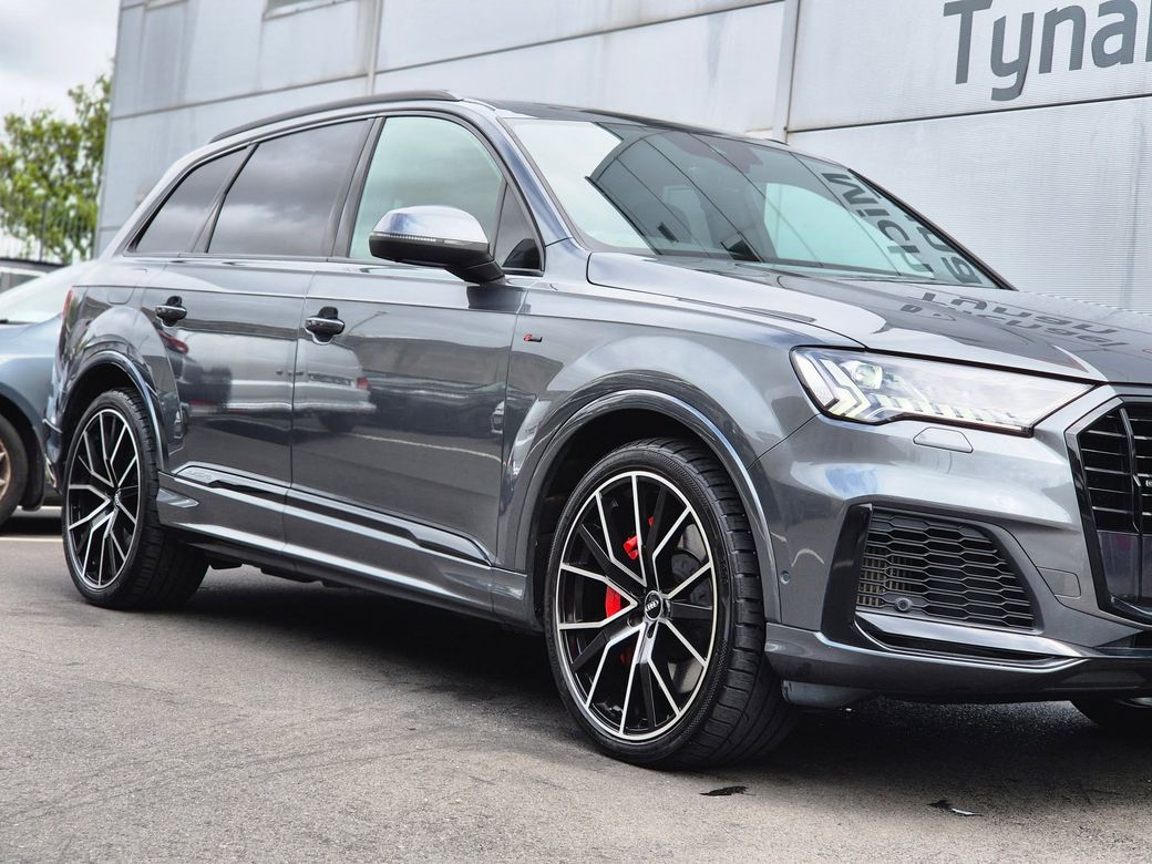 2021 Audi Q7