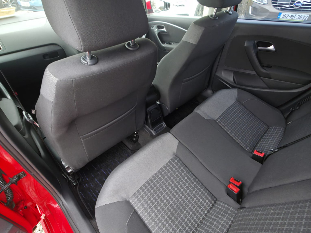 2017 Volkswagen Polo