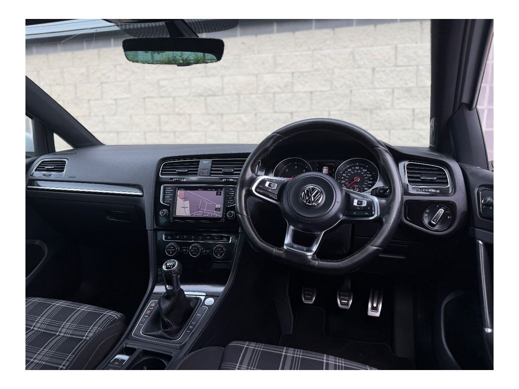 2016 Volkswagen Golf