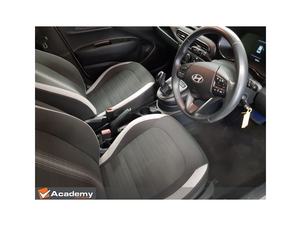 2025 Hyundai i10