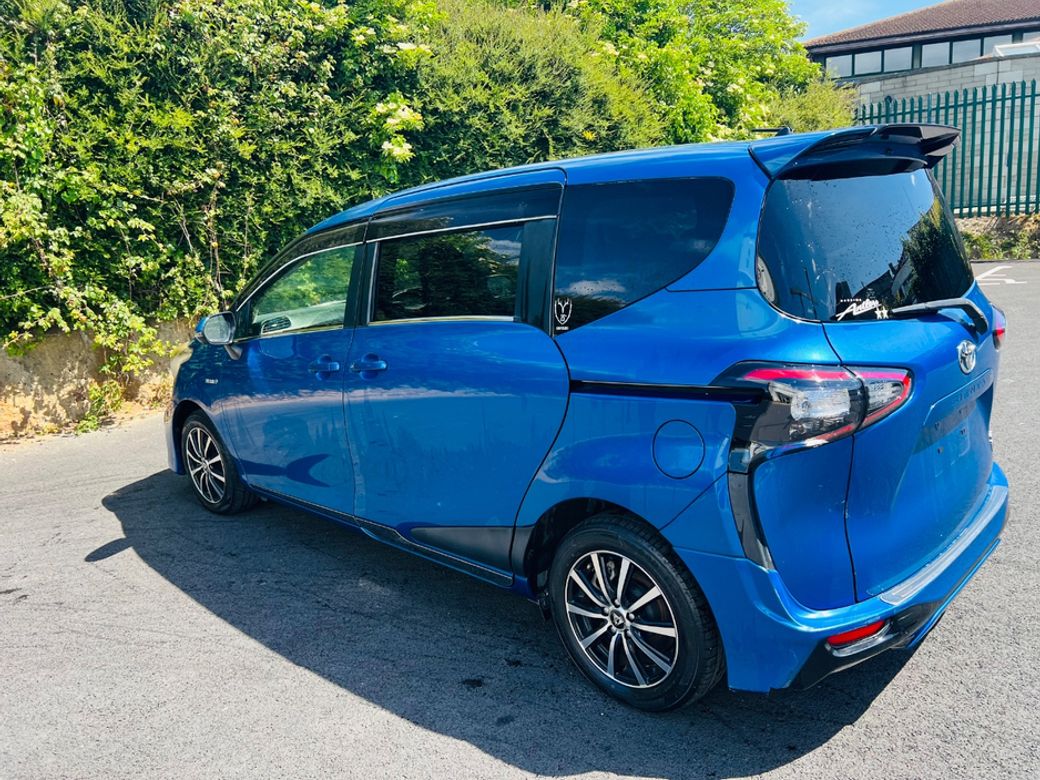 2016 Toyota Sienta