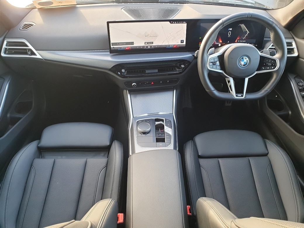 2025 BMW 330