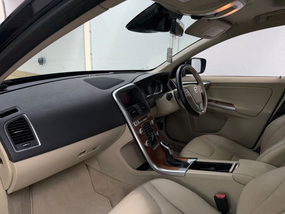 2017 Volvo XC60