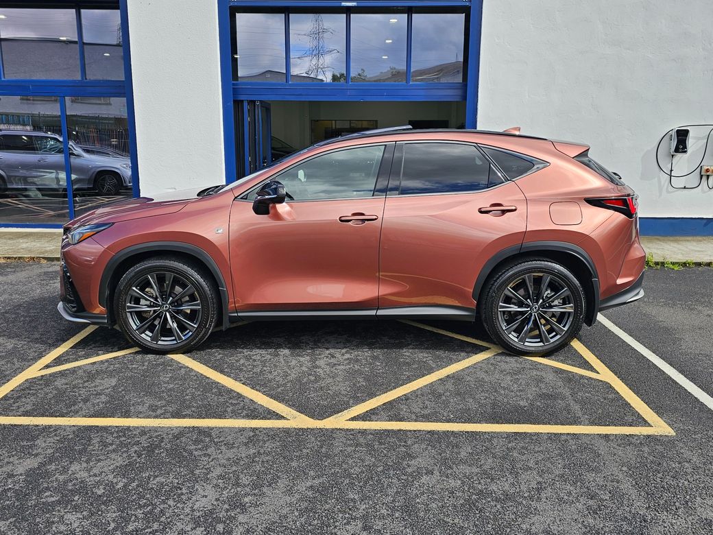 2025 Lexus NX 450H+