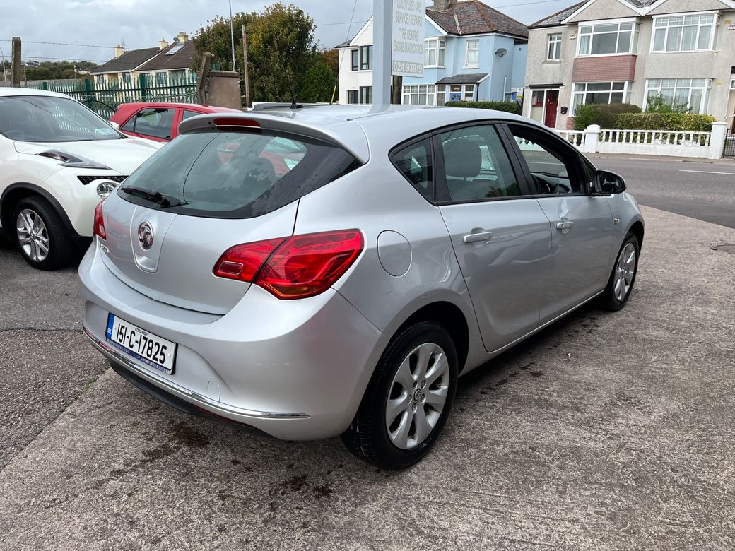 2015 Vauxhall Astra