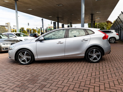 2016 Volvo V40