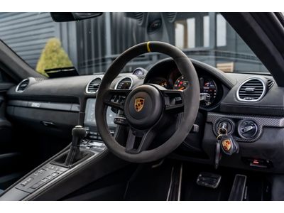 2024 Porsche 718 Cayman