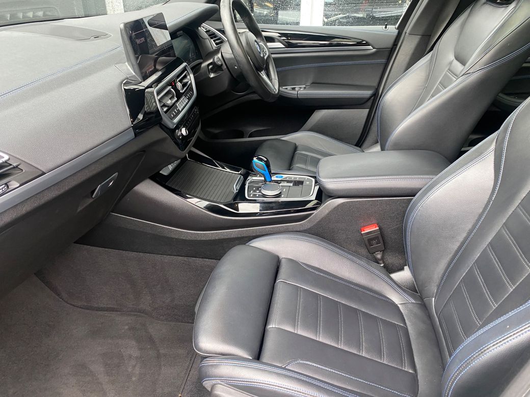 2022 BMW iX3