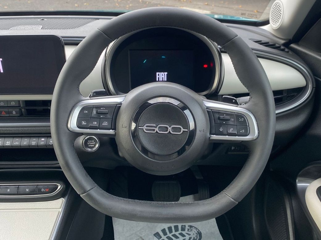 2025 Fiat 600