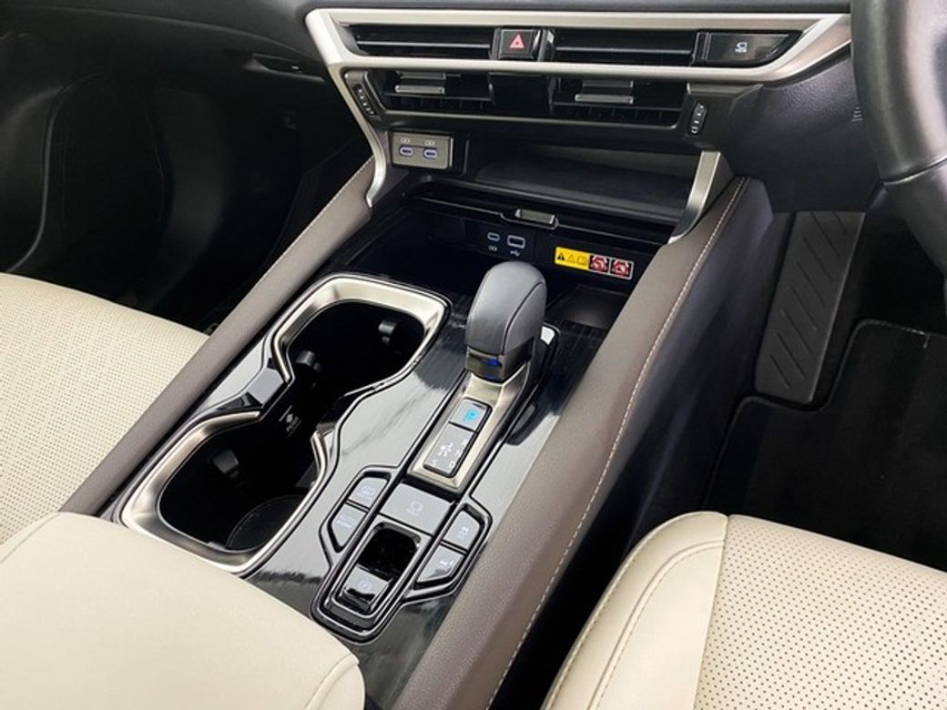 2024 Lexus RX450h+