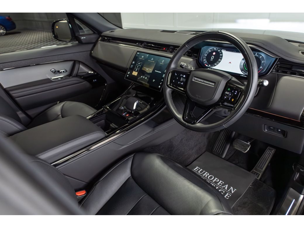 2025 Land Rover Range Rover Sport