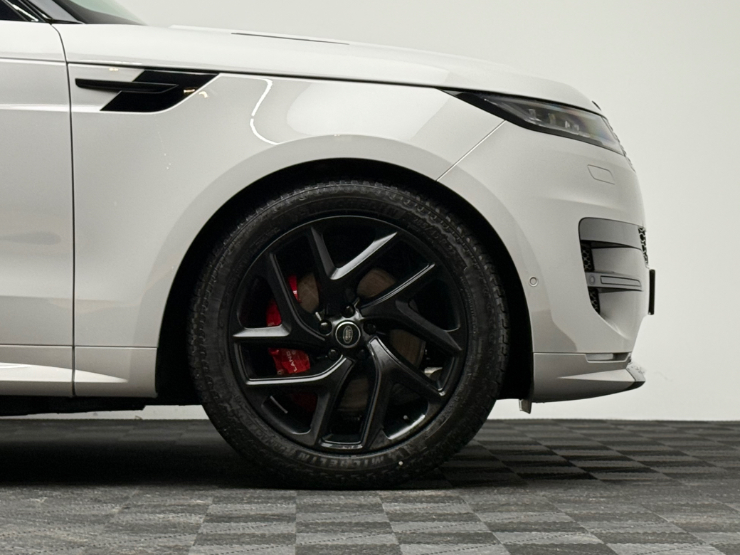 2026 Land Rover Range Rover Sport