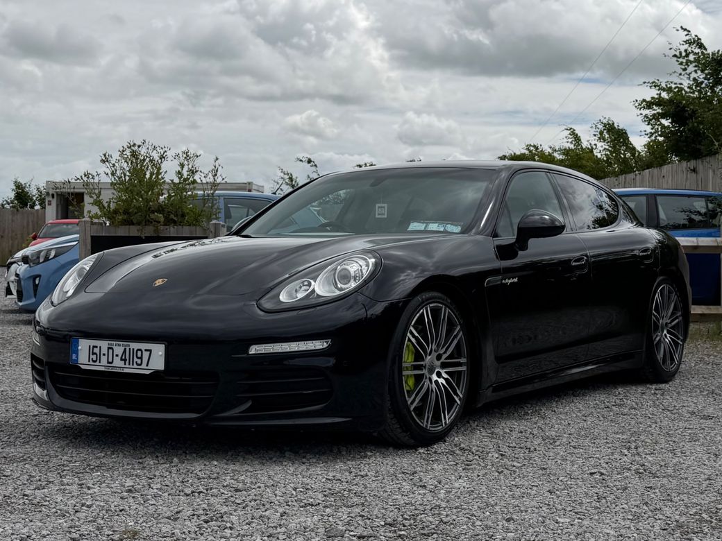 2015 Porsche Panamera