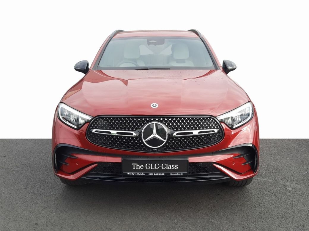 2025 Mercedes-Benz GLC Class
