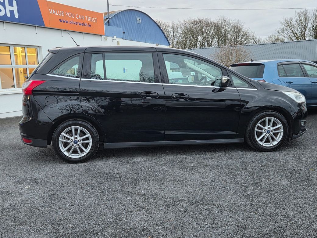 2016 Ford Grand C-Max