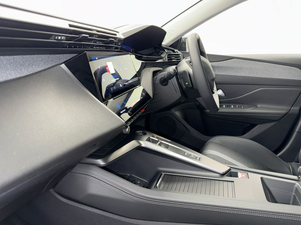 2025 Peugeot 408