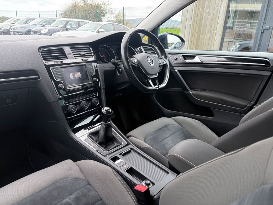 2016 Volkswagen Golf