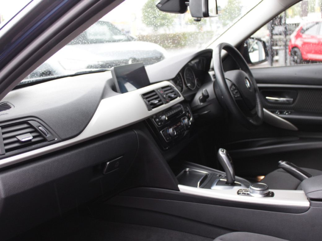 2017 BMW 3 Series